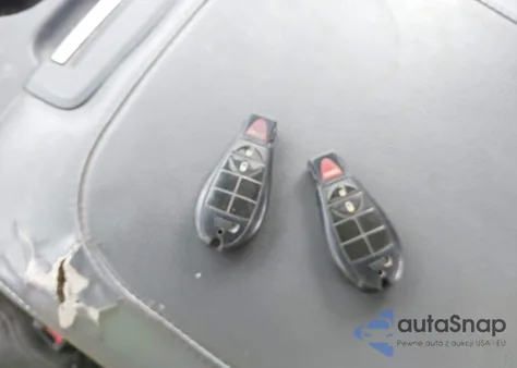 2014 Ram 1500 Slt из США, поврежденный, VIN 1C6RR7TT9ES307794